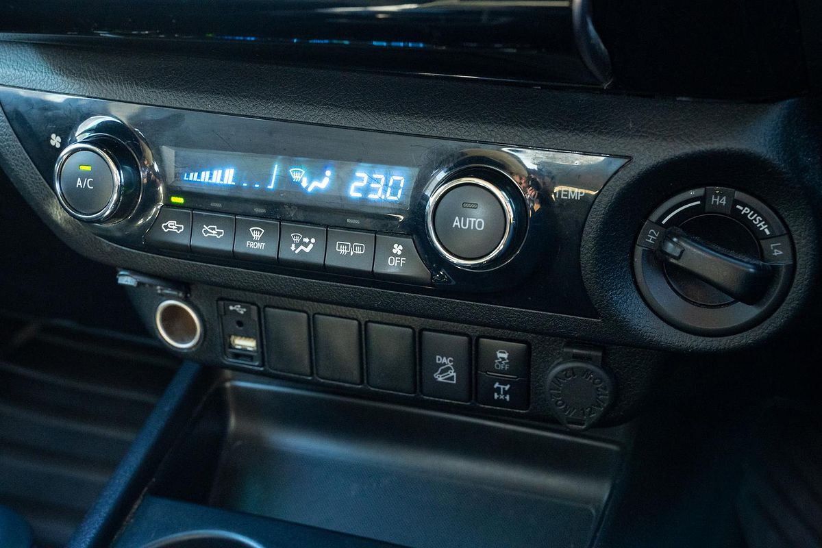 2021 Toyota Hilux SR5 GUN126R 4X4