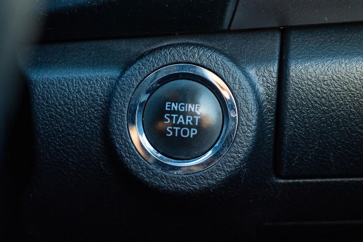 2021 Toyota Hilux SR5 GUN126R 4X4