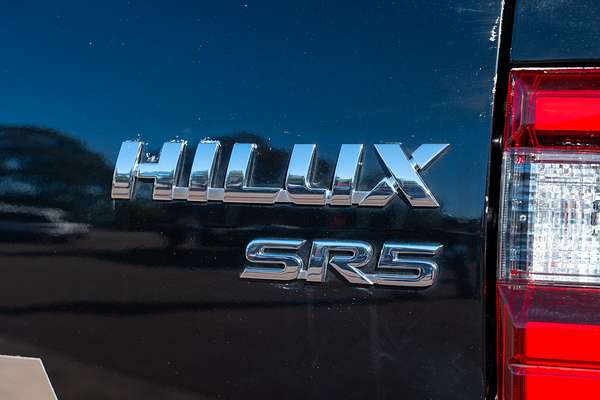 2021 Toyota Hilux SR5 GUN126R 4X4