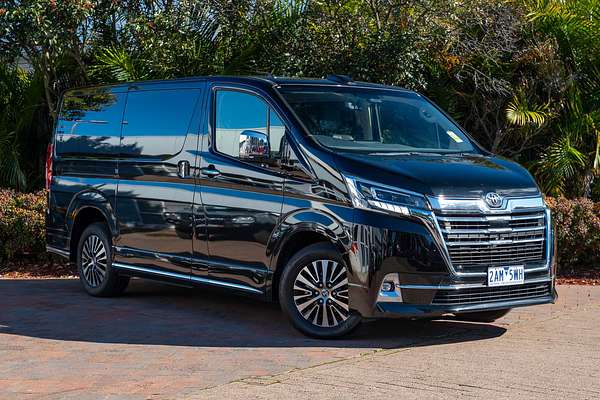 2024 Toyota Granvia VX GDH303R