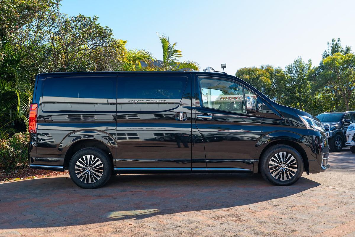 2024 Toyota Granvia VX GDH303R
