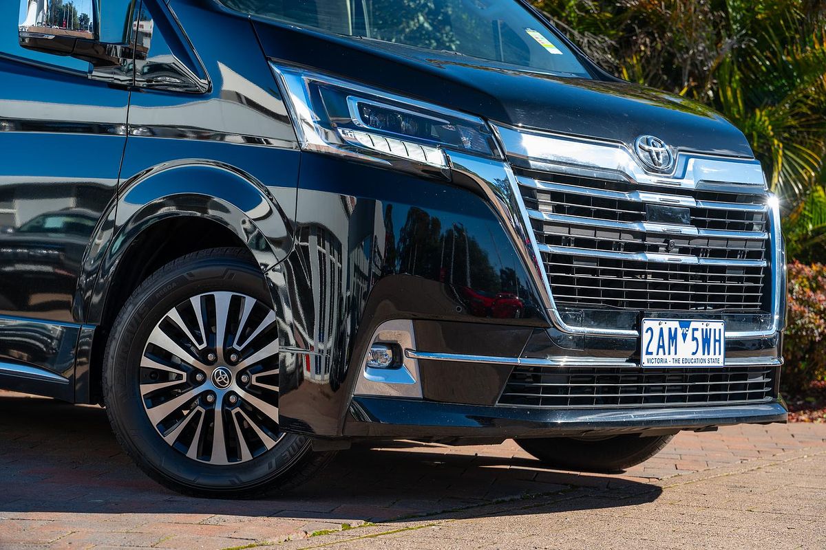 2024 Toyota Granvia VX GDH303R