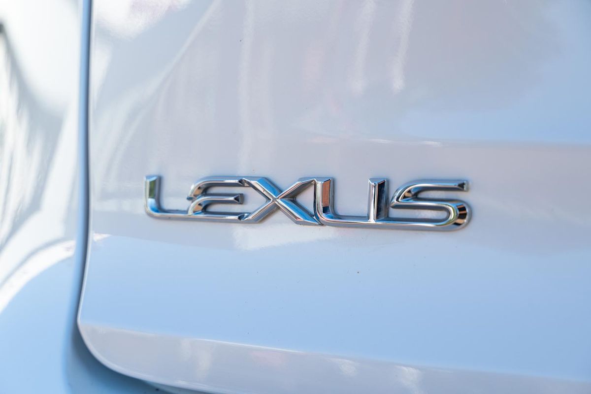 2014 Lexus NX NX300h Sports Luxury AYZ15R