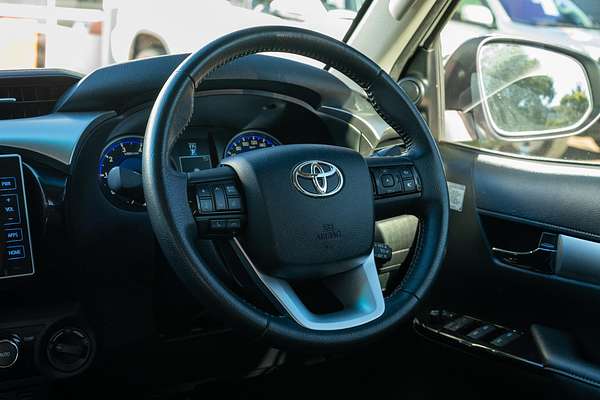 2019 Toyota Hilux SR5 GUN126R 4X4
