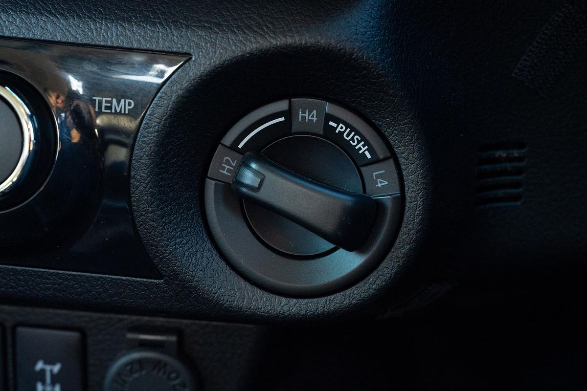 2019 Toyota Hilux SR5 GUN126R 4X4