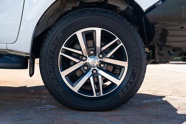 2019 Toyota Hilux SR5 GUN126R 4X4
