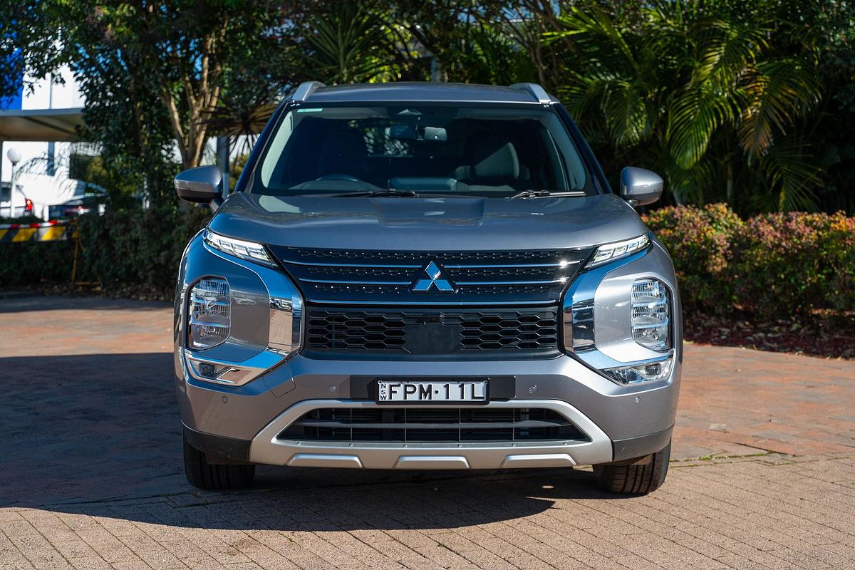 2022 Mitsubishi Outlander LS ZM