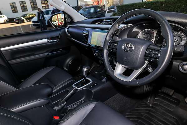2023 Toyota Hilux SR5 GUN126R 4X4