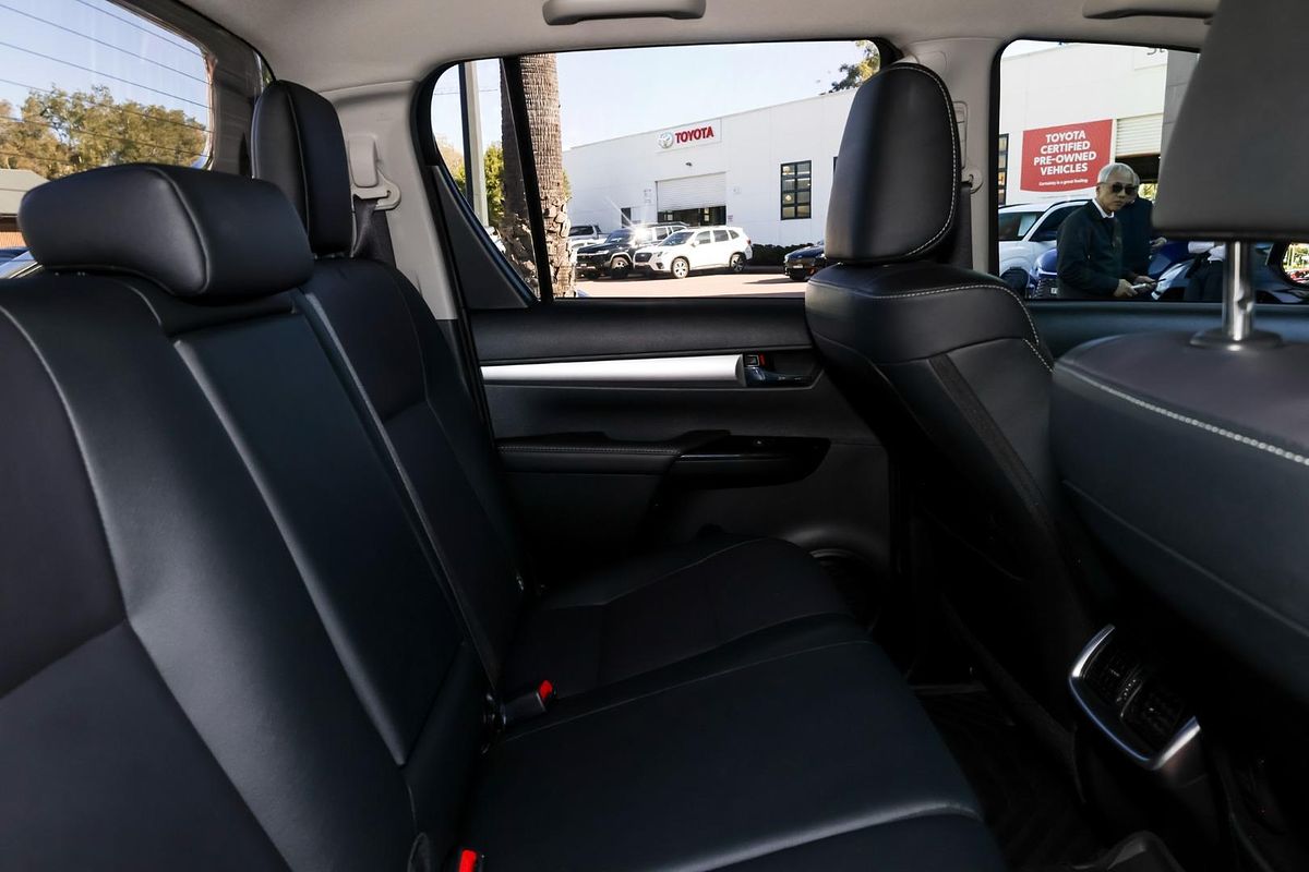 2023 Toyota Hilux SR5 GUN126R 4X4