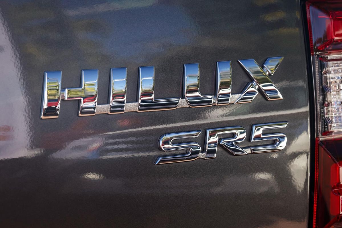 2023 Toyota Hilux SR5 GUN126R 4X4