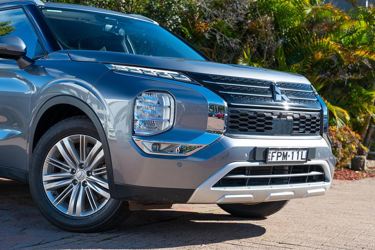 2022 Mitsubishi Outlander LS ZM