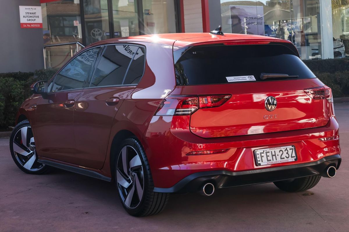 2023 Volkswagen Golf GTI 8