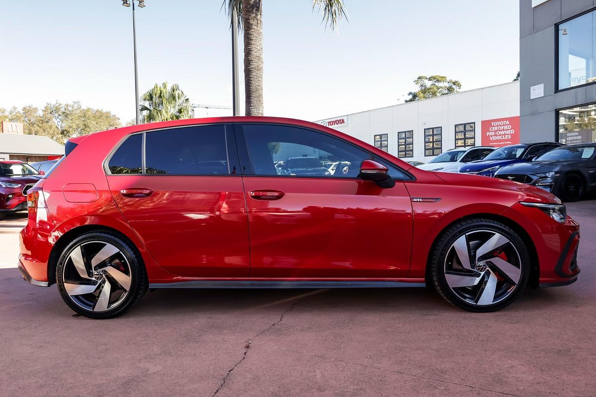 2023 Volkswagen Golf GTI 8