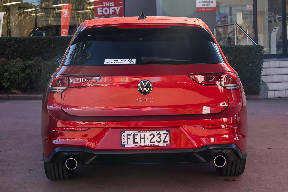 2023 Volkswagen Golf GTI 8