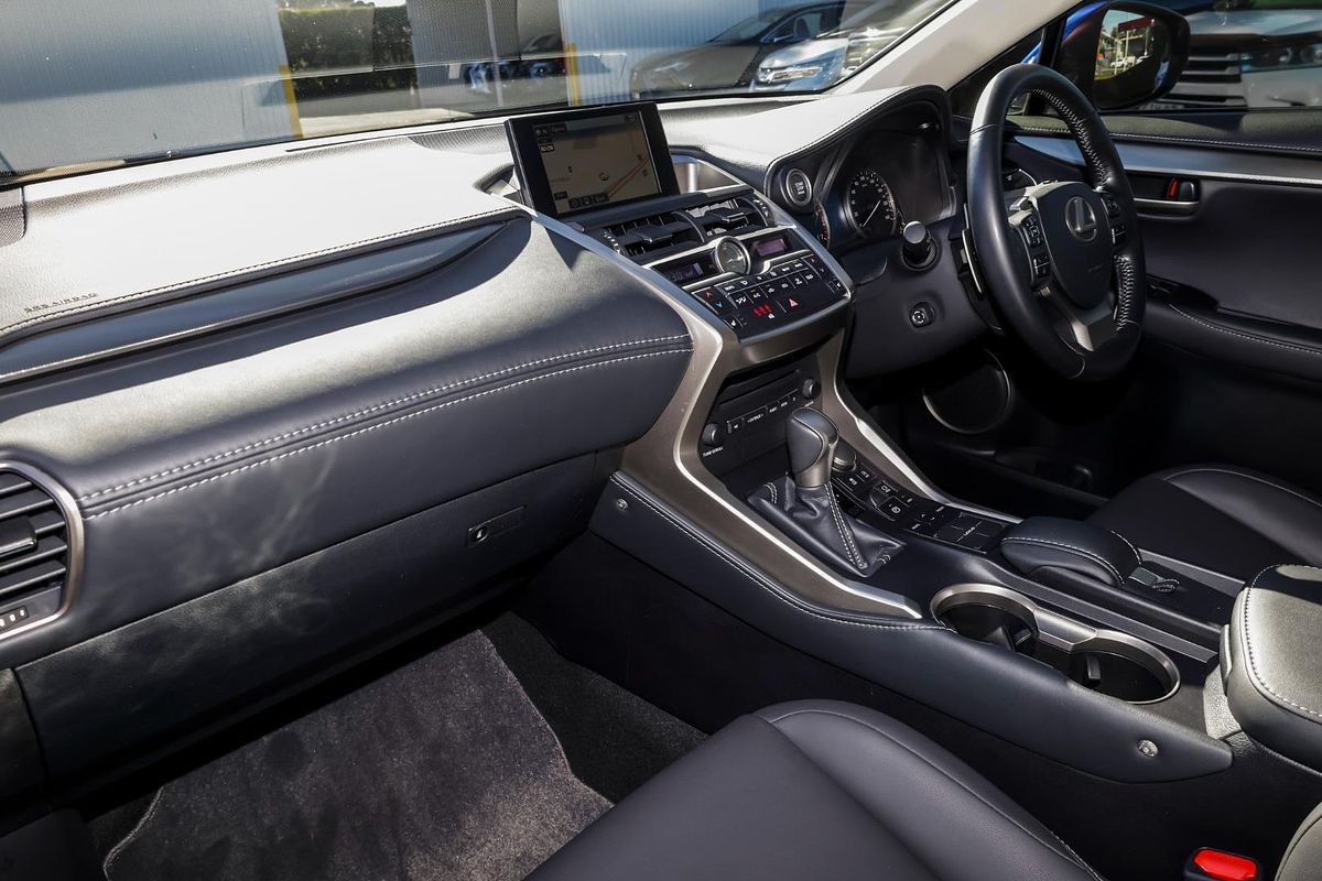 2016 Lexus NX NX200t Luxury AGZ10R