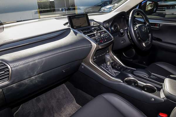 2016 Lexus NX NX200t Luxury AGZ10R