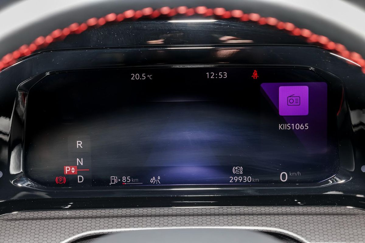 2023 Volkswagen Golf GTI 8