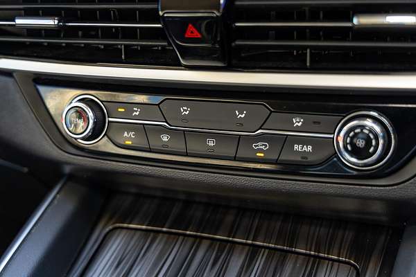 2021 LDV D90 Executive SV9A