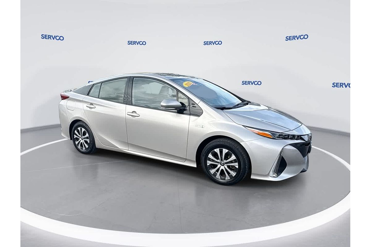 2020 Toyota Prius XLE