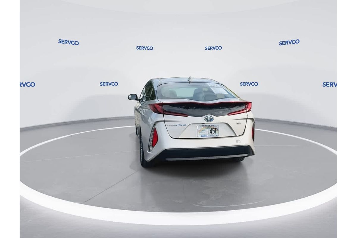 2020 Toyota Prius XLE