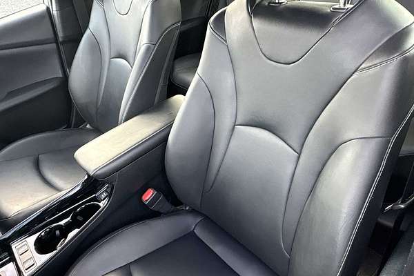 2020 Toyota Prius XLE
