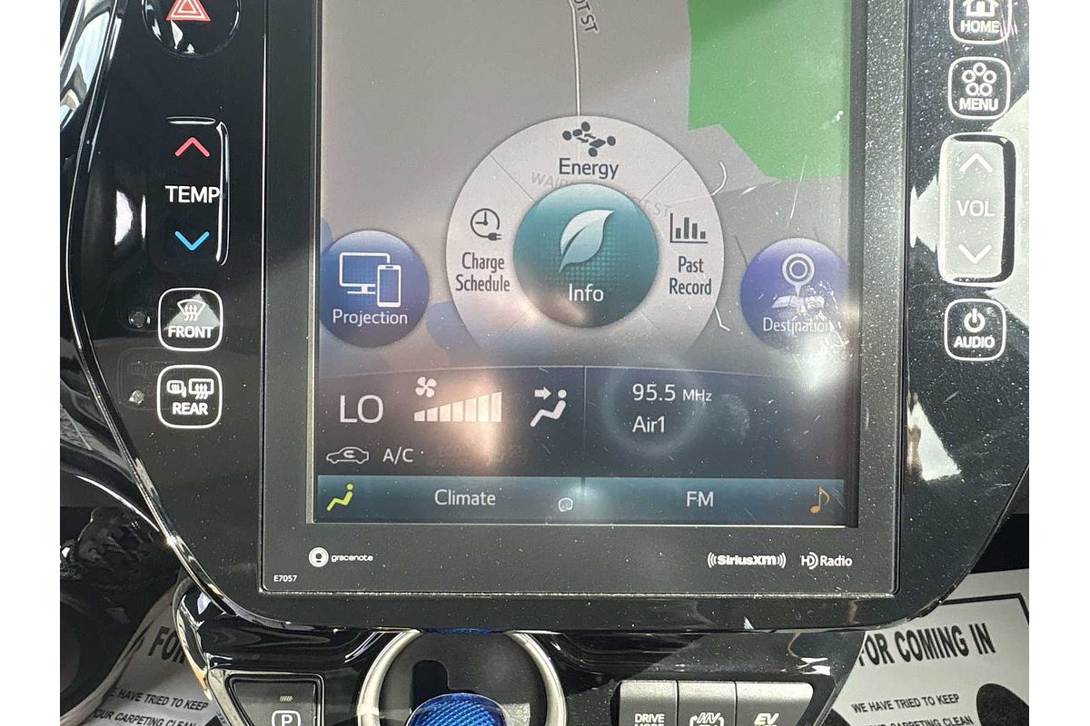 2020 Toyota Prius XLE
