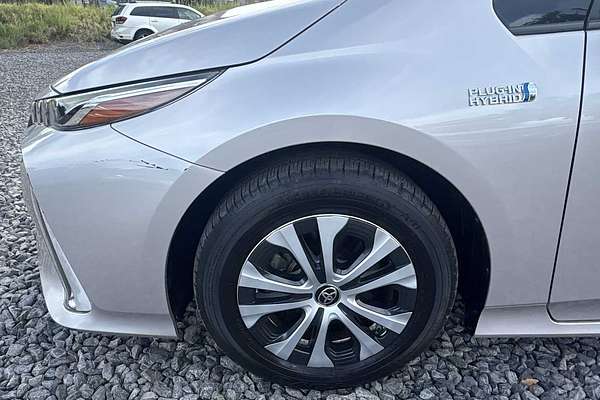 2020 Toyota Prius XLE