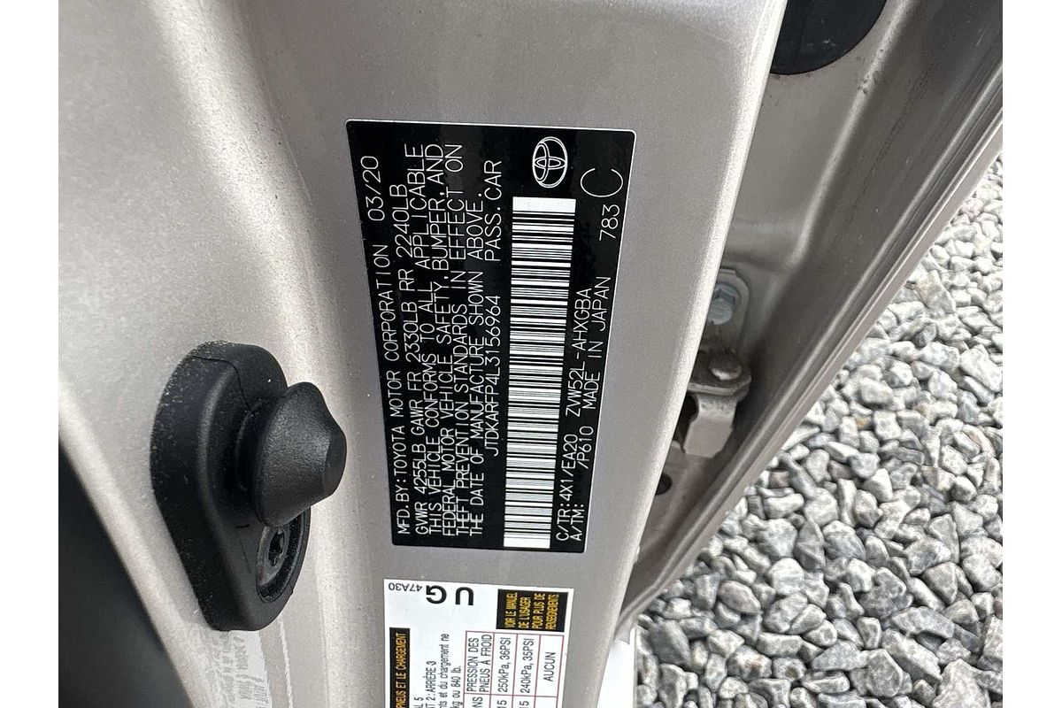 2020 Toyota Prius XLE