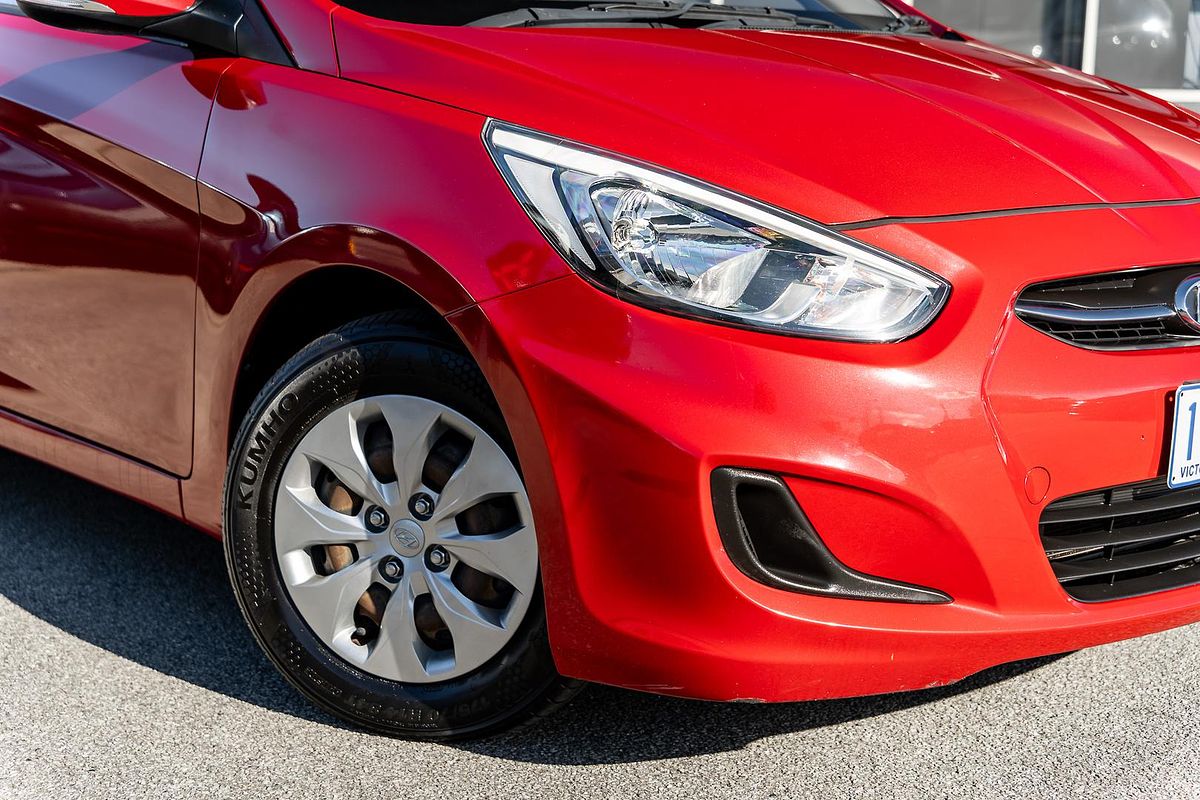2017 Hyundai Accent Active RB4