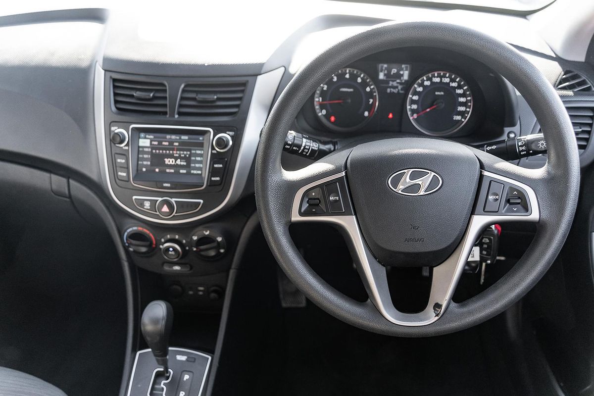 2017 Hyundai Accent Active RB4
