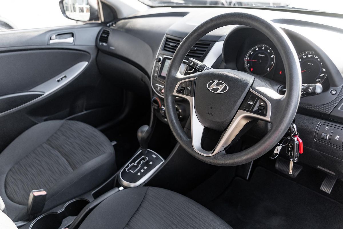 2017 Hyundai Accent Active RB4