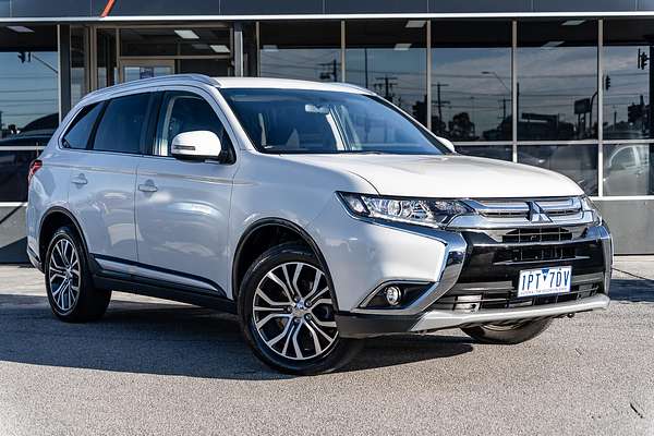 2017 Mitsubishi Outlander LS Safety Pack ZK