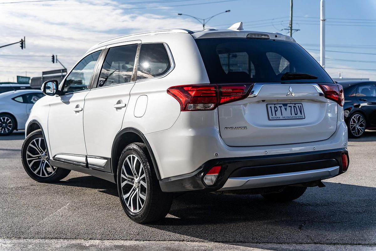 2017 Mitsubishi Outlander LS Safety Pack ZK