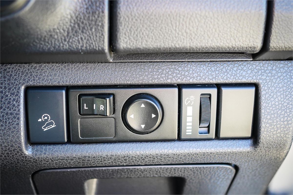 2018 Isuzu MU-X LS-M