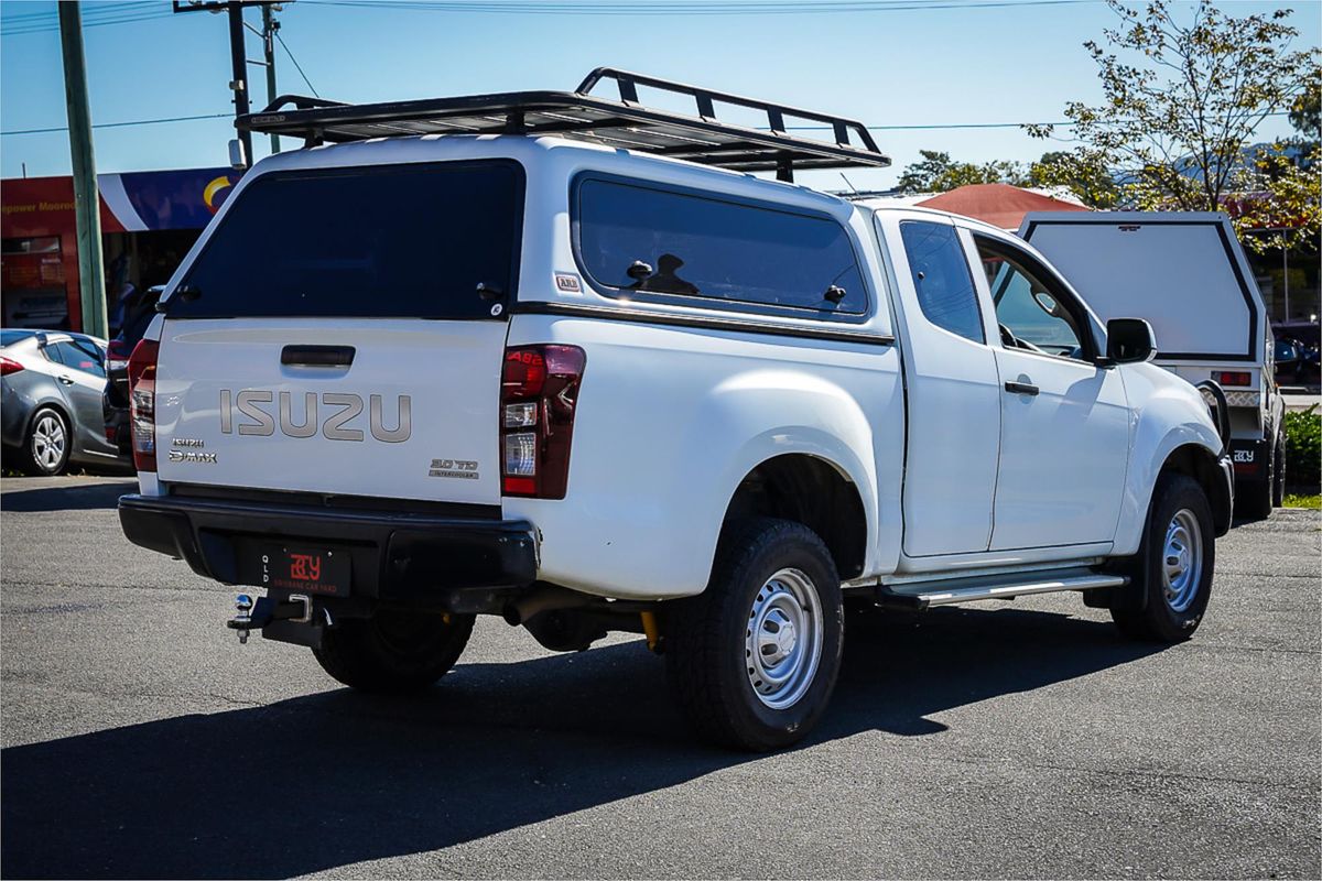 2019 Isuzu D-MAX SX 4X4