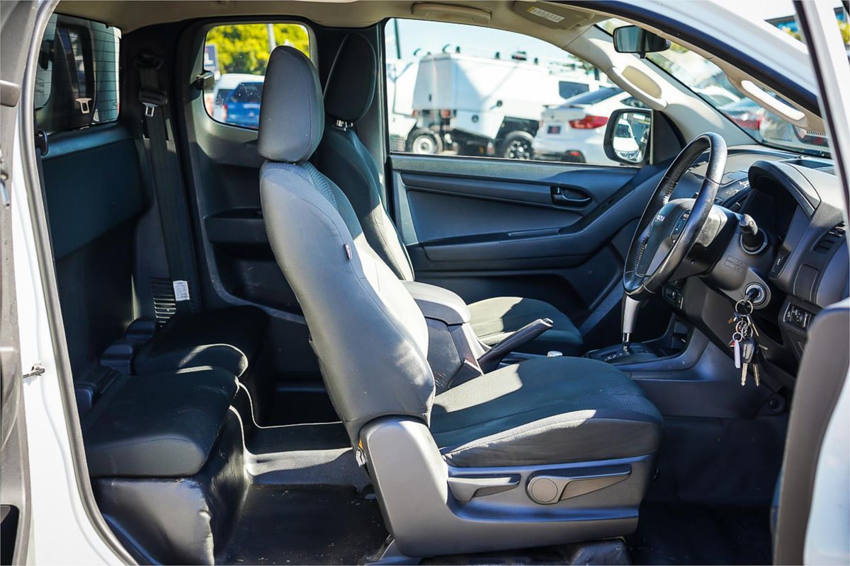 2019 Isuzu D-MAX SX 4X4