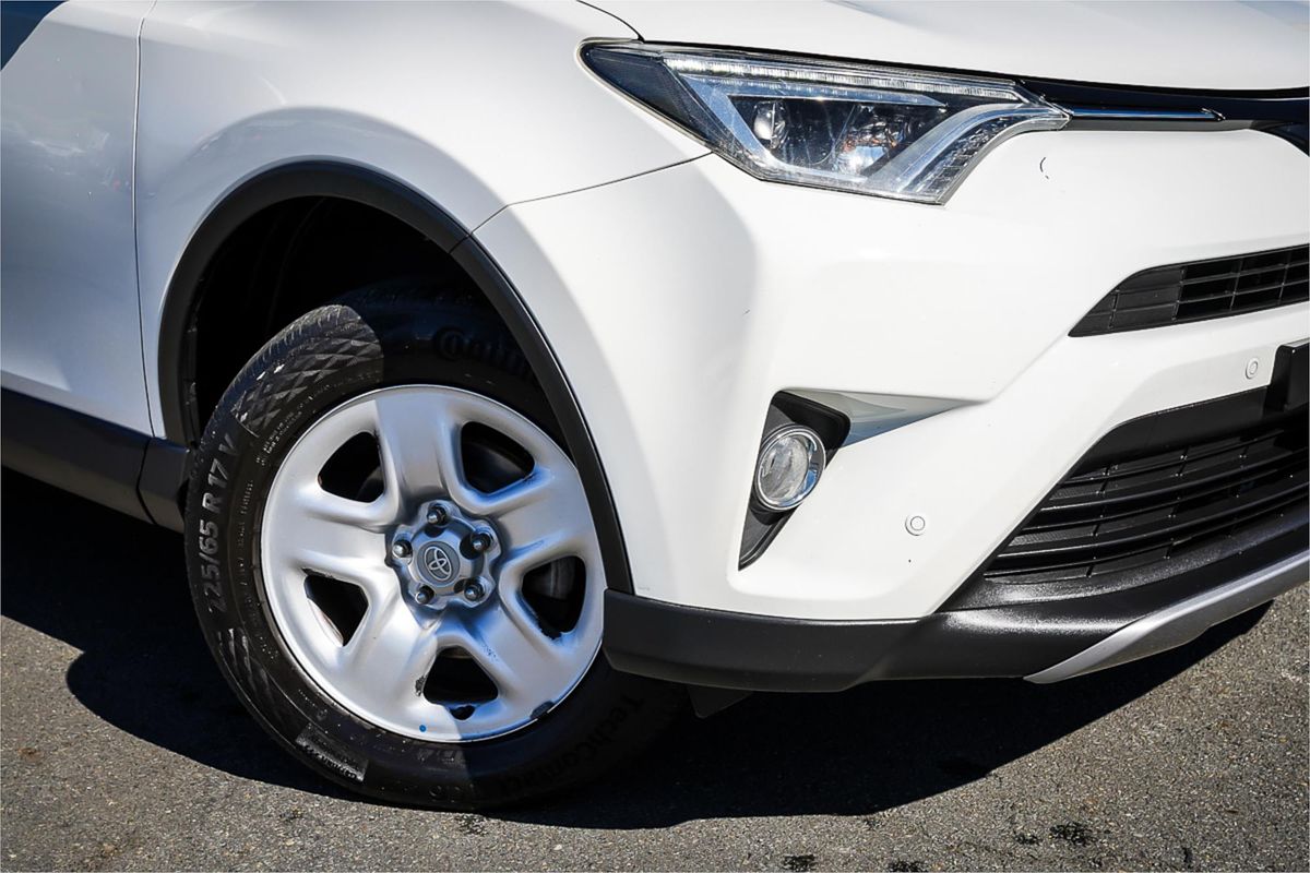 2018 Toyota RAV4 GX ZSA42R