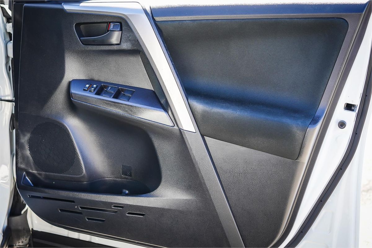 2018 Toyota RAV4 GX ZSA42R