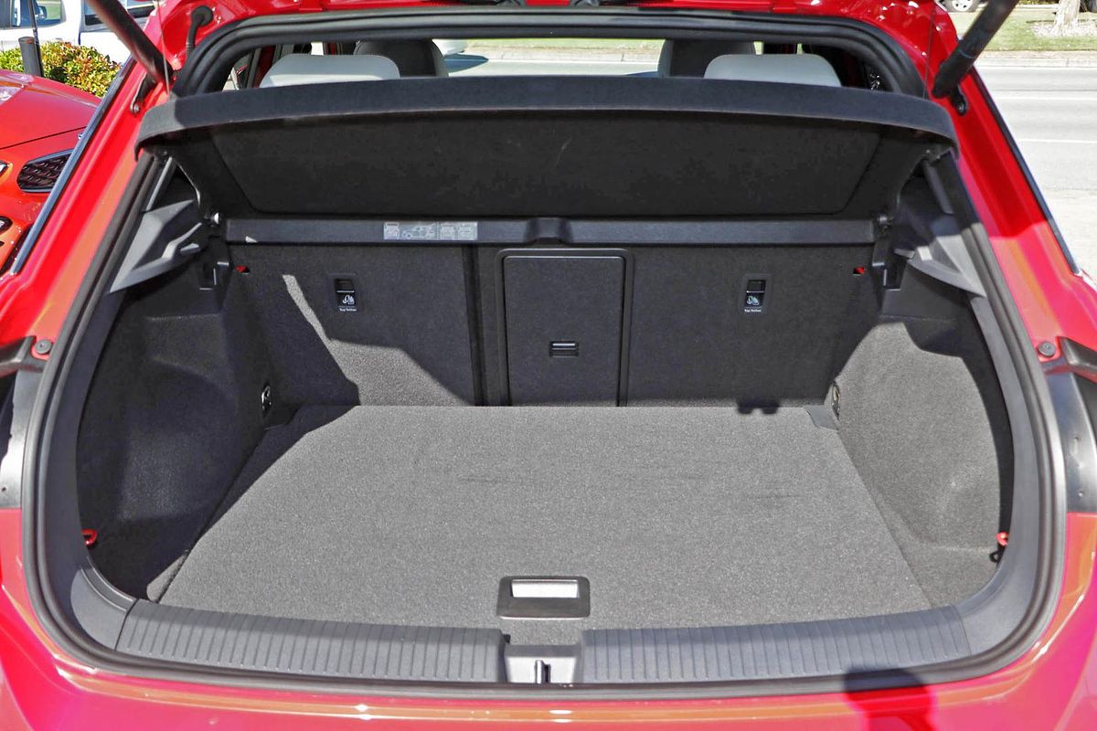 2020 Volkswagen T-Roc 140TSI Sport A11