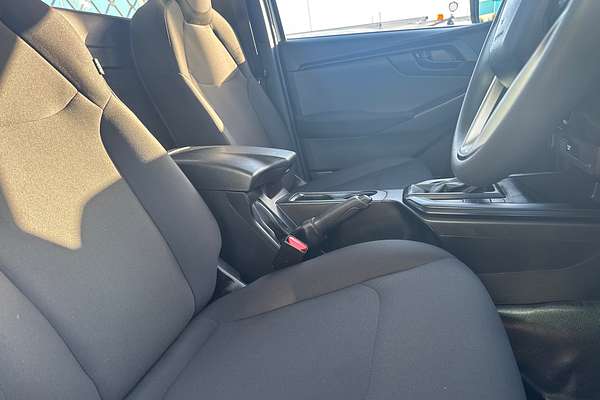 2023 Isuzu D-MAX SX High Ride Rear Wheel Drive