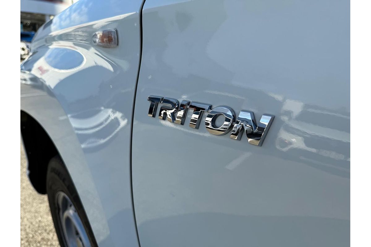 2022 Mitsubishi Triton GLX MR Rear Wheel Drive