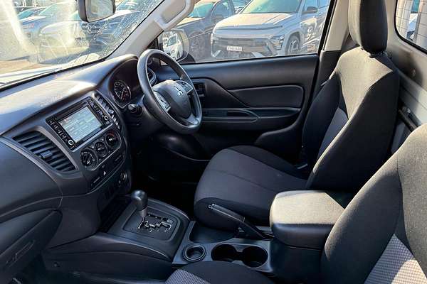 2022 Mitsubishi Triton GLX MR Rear Wheel Drive