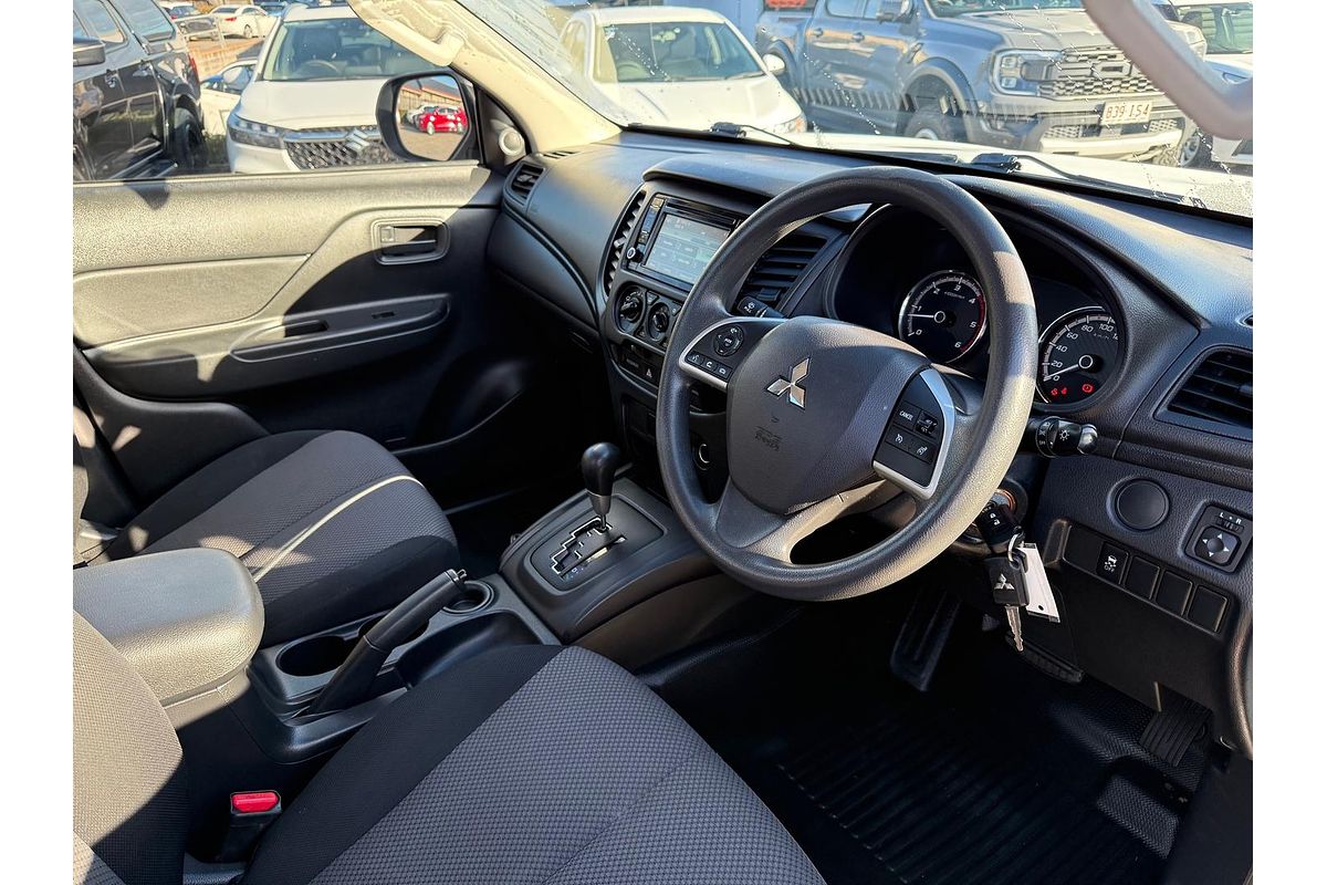 2022 Mitsubishi Triton GLX MR Rear Wheel Drive
