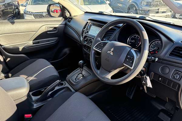 2022 Mitsubishi Triton GLX MR Rear Wheel Drive