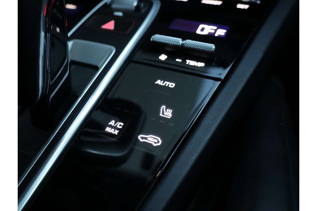 2022 Porsche Cayenne GTS 9YB