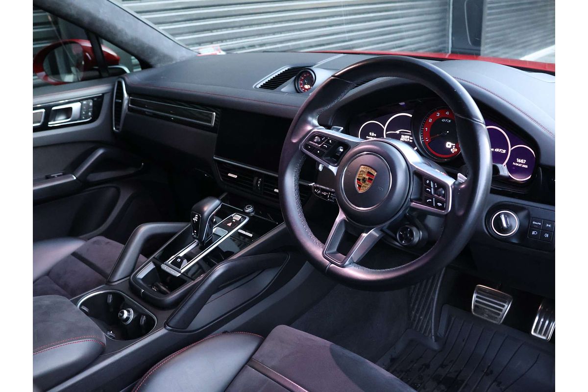 2022 Porsche Cayenne GTS 9YB