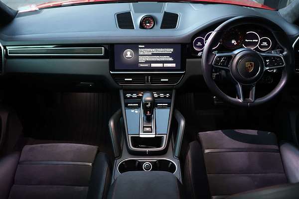 2022 Porsche Cayenne GTS 9YB