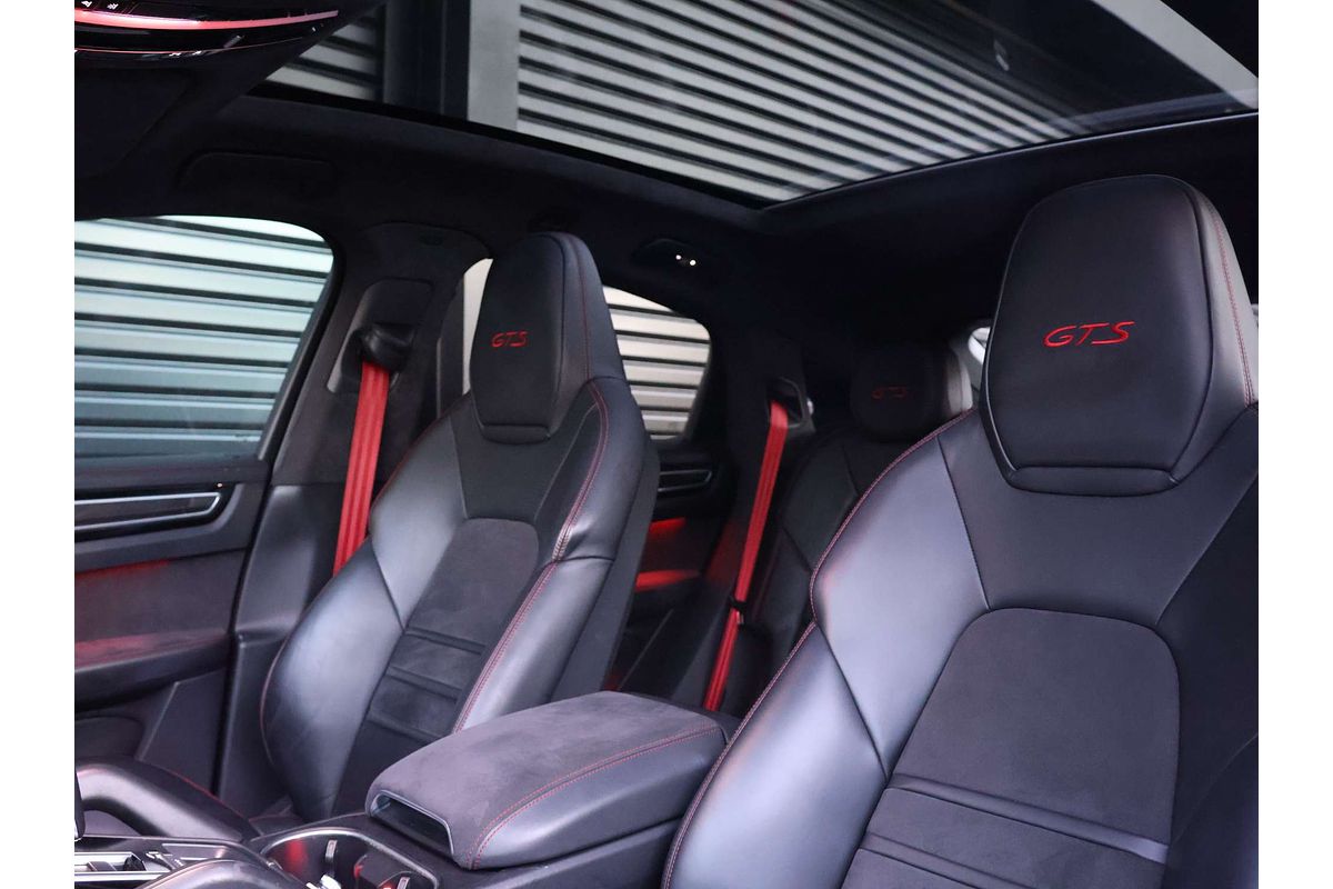 2022 Porsche Cayenne GTS 9YB