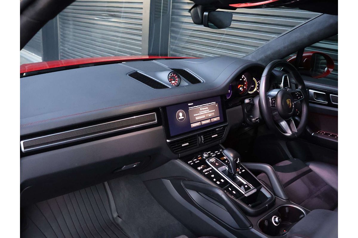 2022 Porsche Cayenne GTS 9YB
