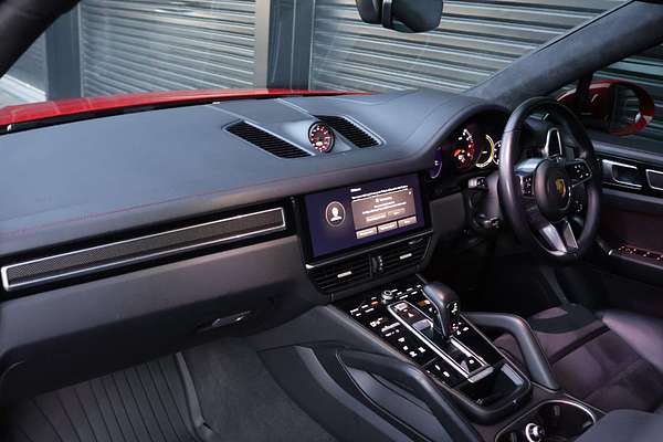 2022 Porsche Cayenne GTS 9YB